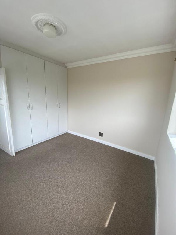 2 Bedroom Property for Sale in Lakeside Western Cape